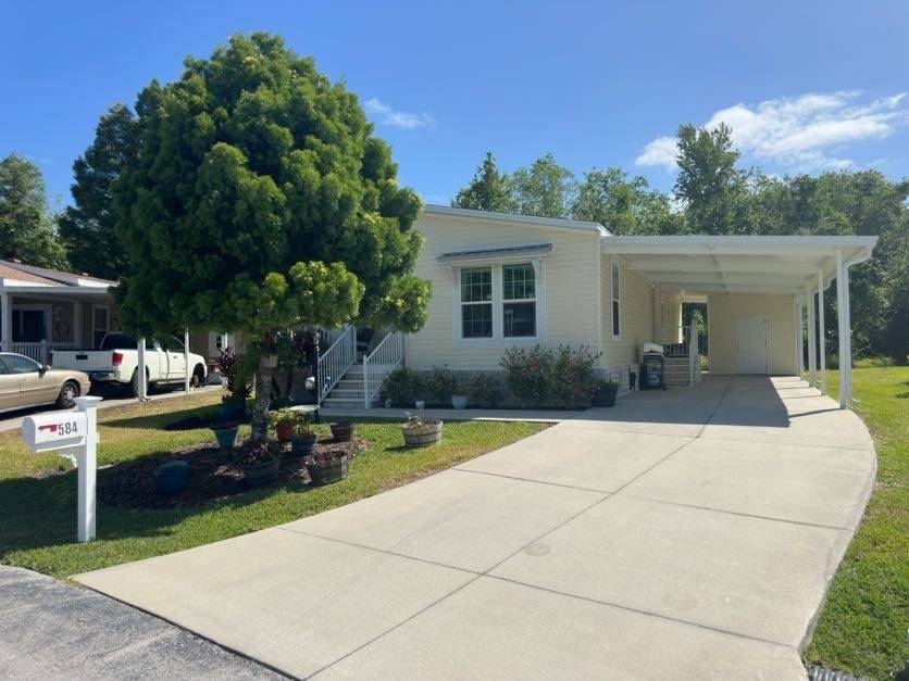 Haines City, FL Mobile Home for Sale located at 3000 Us Hwy 17 92 West Royal Palm Village